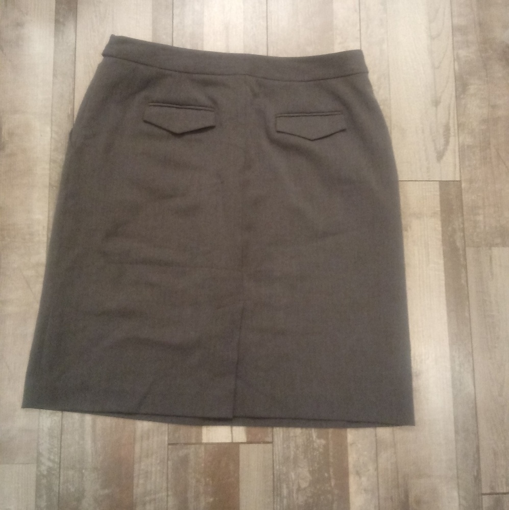 Merona skirt. - Picture 2 of 2